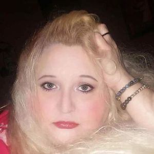 Meet your Posher, Missey